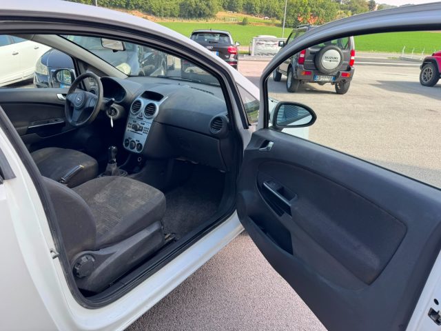 OPEL Corsa usata 13
