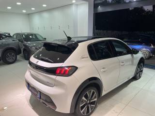 PEUGEOT 208 usata, con Fari Xenon