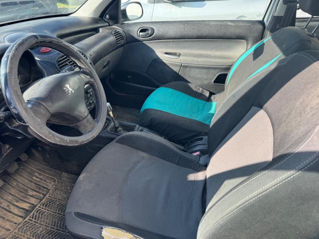 PEUGEOT 206 usata, con Boardcomputer