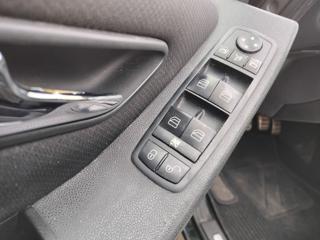 MERCEDES-BENZ B 150 usata, con Sedile posteriore sdoppiato