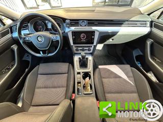 VOLKSWAGEN Passat Variant usata, con Servosterzo