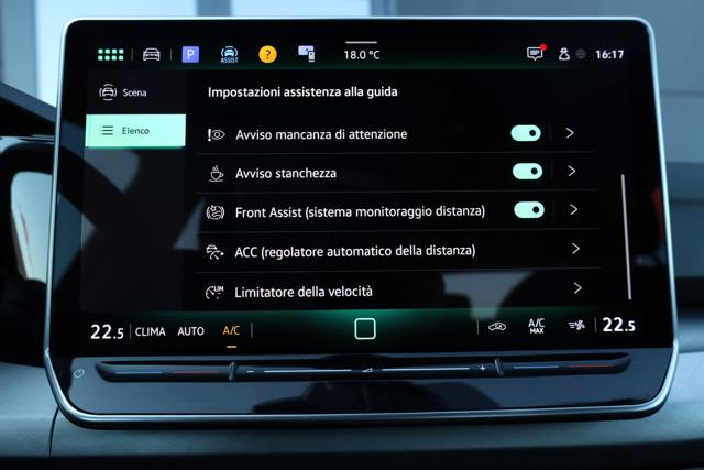 VOLKSWAGEN Golf usata, con Controllo elettronico della corsia