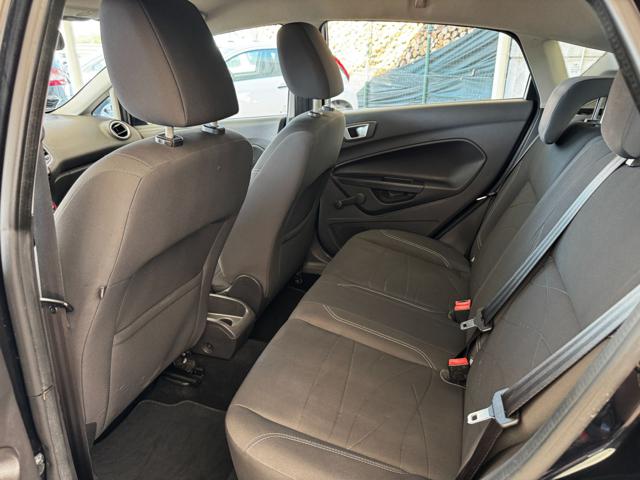 FORD Fiesta usata, con Airbag testa