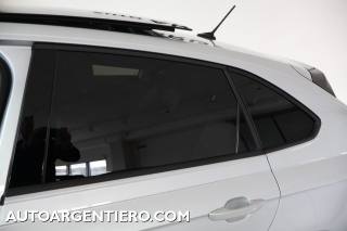 VOLKSWAGEN Taigo usata, con Luci diurne LED
