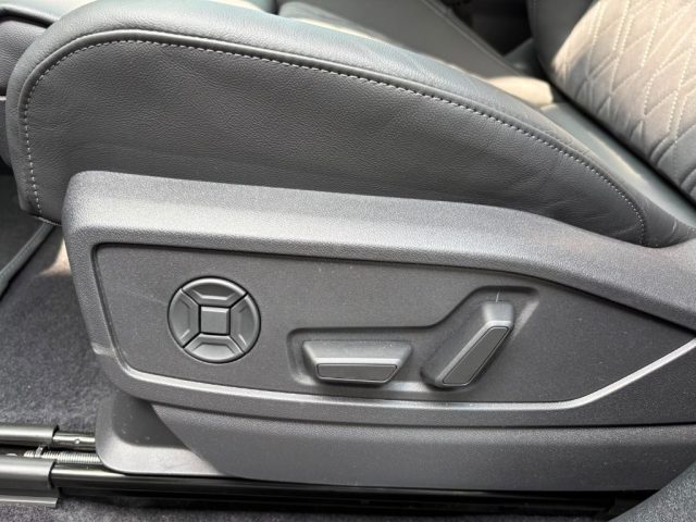 AUDI Q5 usata, con Regolazione elettrica sedili