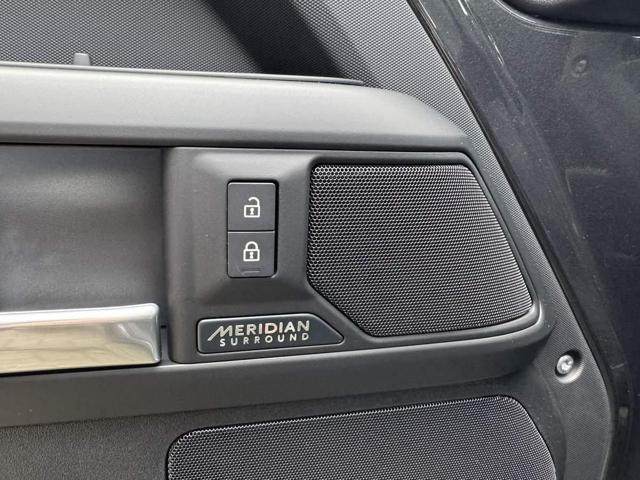 LAND ROVER Defender usata, con Interni in pelle