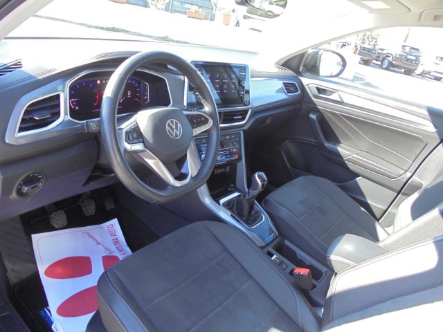 VOLKSWAGEN T-Roc usata 27