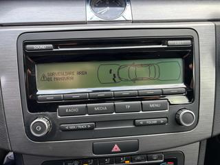VOLKSWAGEN Passat usata, con ESP