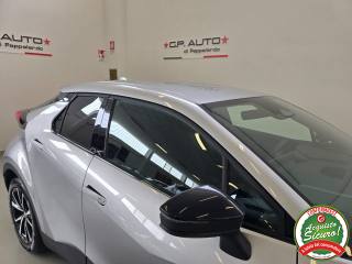TOYOTA C-HR usata, con Volante multifunzione