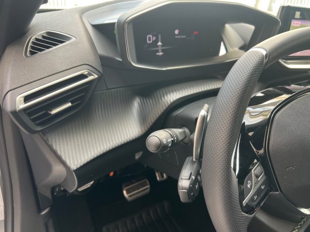PEUGEOT 2008 usata, con Vivavoce
