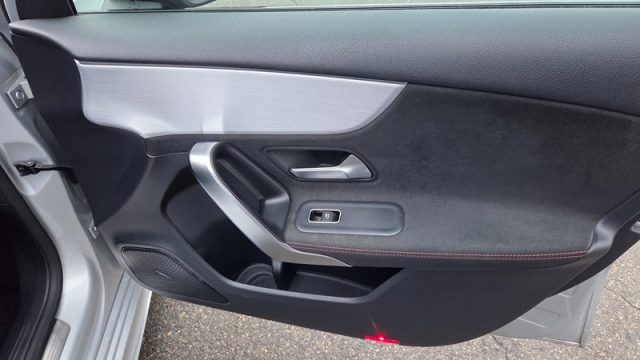 MERCEDES-BENZ A 200 usata, con Climatizzatore