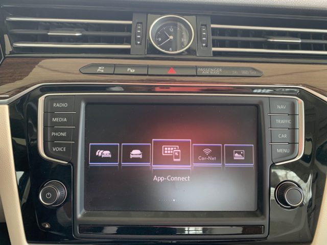 VOLKSWAGEN Passat usata, con Lettore CD