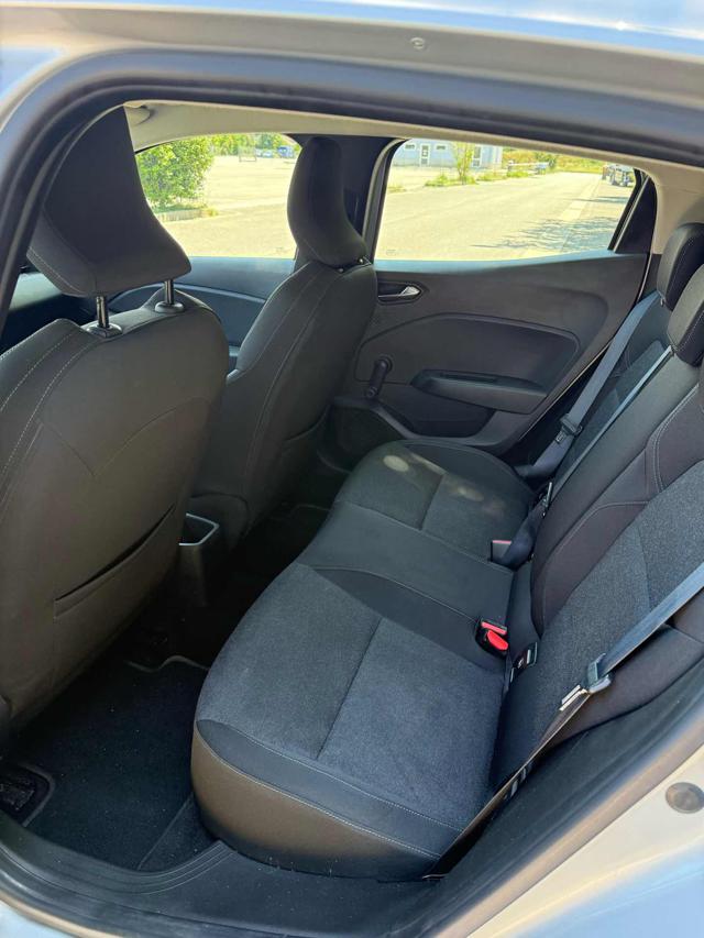 RENAULT Clio usata, con Bluetooth