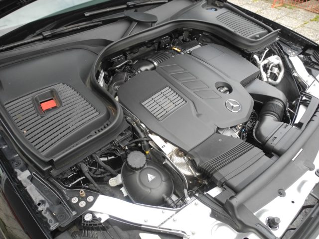 MERCEDES-BENZ GLC 300 usata 95