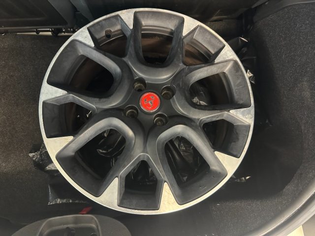 ABARTH 595 usata, con USB