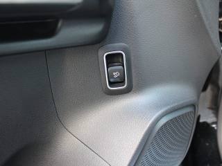 MERCEDES-BENZ GLA 220 usata, con Isofix