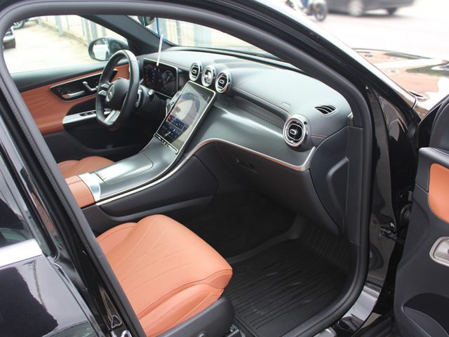 MERCEDES-BENZ GLC 200 usata, con Climatizzatore