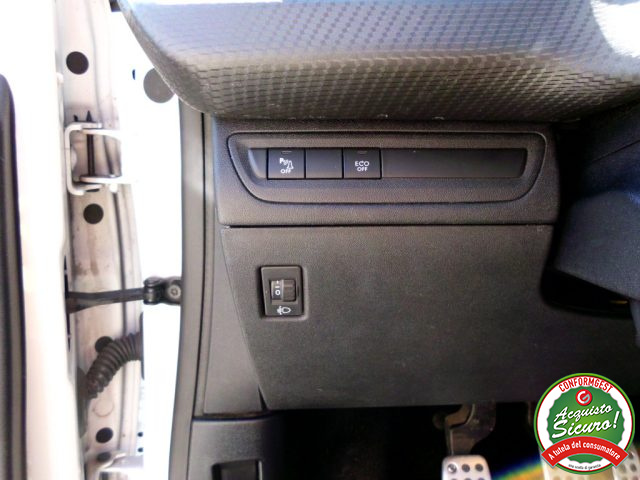 PEUGEOT 2008 usata, con Servosterzo
