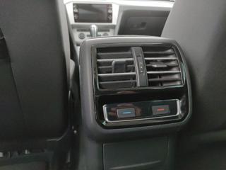 VOLKSWAGEN Passat Variant usata, con Sistema di navigazione