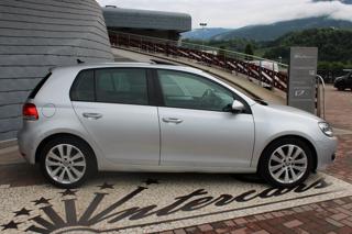 VOLKSWAGEN Golf usata, con Autoradio