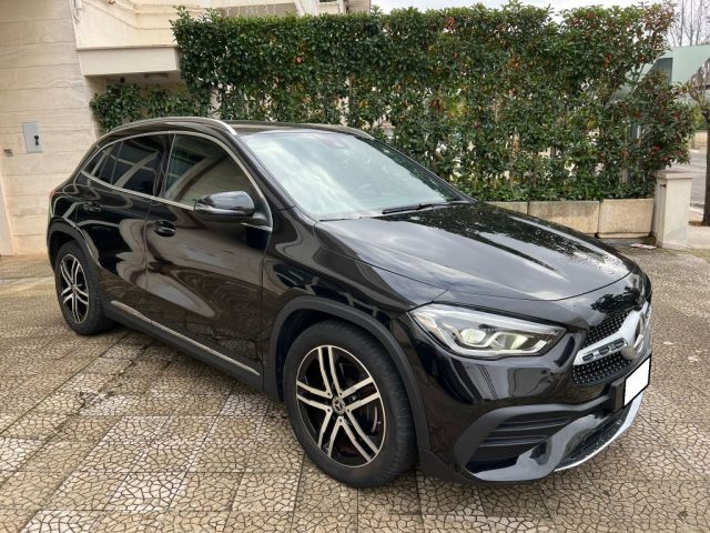 MERCEDES-BENZ GLA 200 usata 1