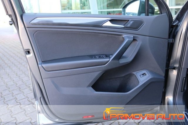 VOLKSWAGEN Tiguan usata, con Fari LED