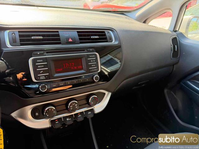 KIA Rio usata, con Chiusura centralizzata