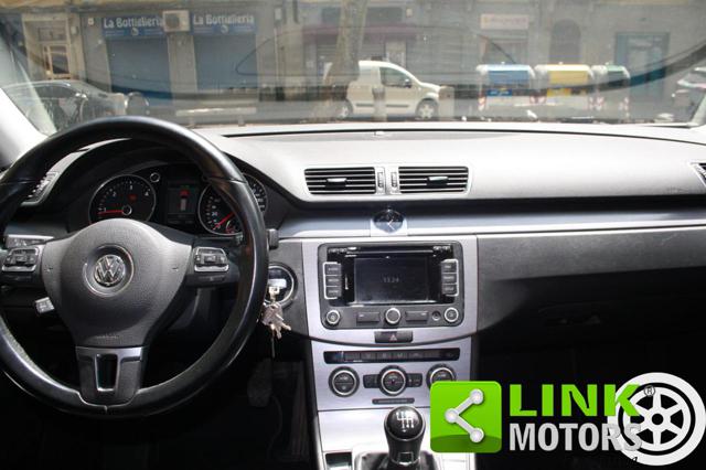 VOLKSWAGEN Passat usata, con Airbag testa