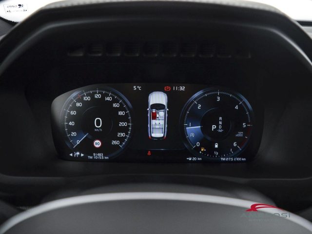 VOLVO XC90 usata 12