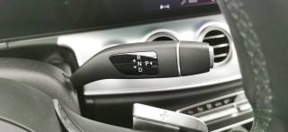 MERCEDES-BENZ E 300 usata, con Sistema di avviso di distanza