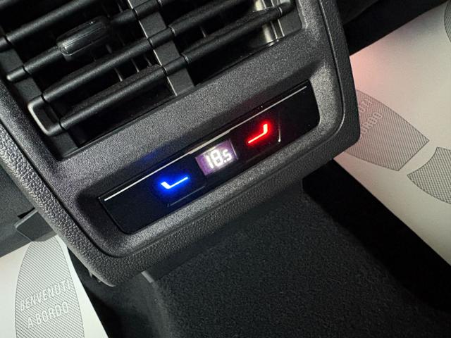 VOLKSWAGEN Golf GTI usata, con Fari LED