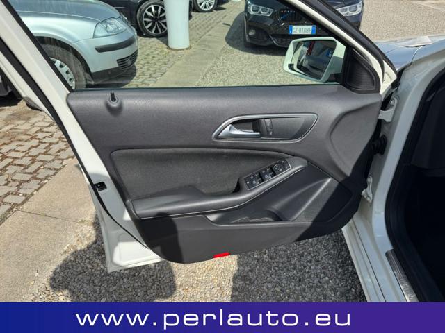 MERCEDES-BENZ A 180 usata, con Alzacristalli elettrici