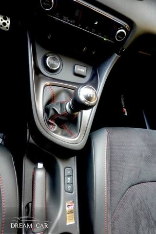 TOYOTA Yaris usata, con Interni in pelle