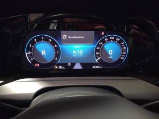 VOLKSWAGEN Golf usata, con Airbag testa