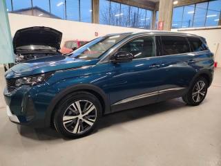 PEUGEOT 5008 usata, con Servosterzo