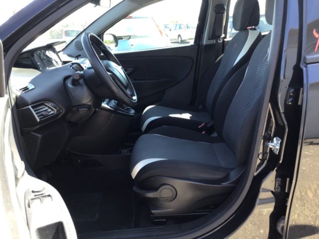 LANCIA Ypsilon usata, con Controllo trazione