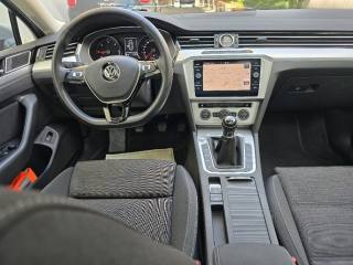 VOLKSWAGEN Passat usata, con Cronologia tagliandi