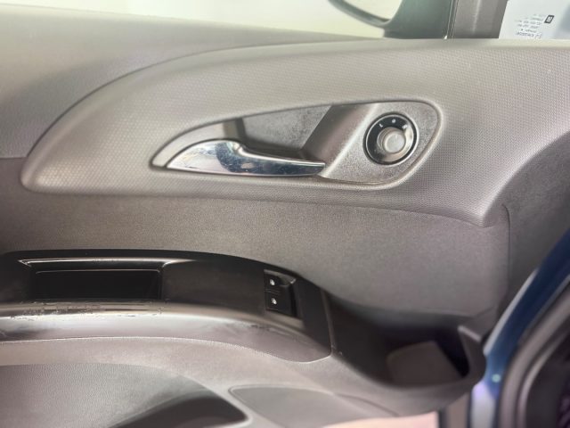OPEL Meriva usata, con Immobilizzatore elettronico