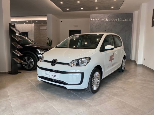 VOLKSWAGEN up! usata, con Autoradio