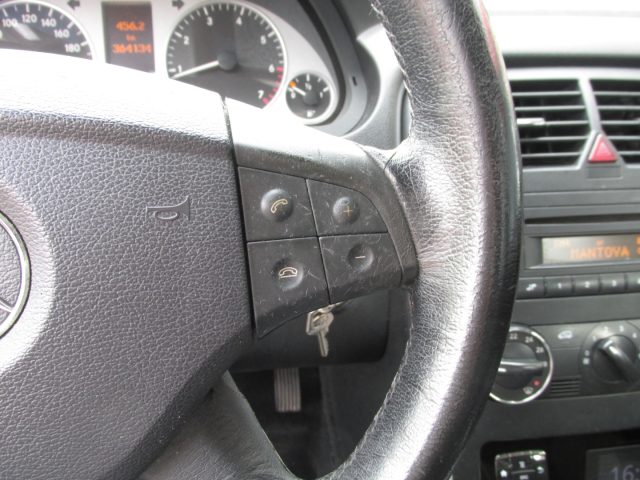 MERCEDES-BENZ B 180 usata, con Marmitta catalitica