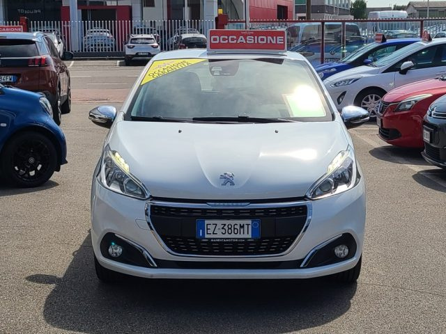 PEUGEOT 208 usata, con Airbag