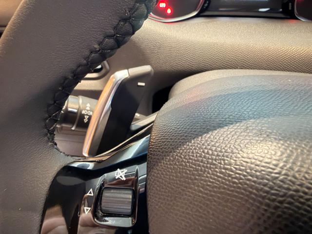 PEUGEOT 308 usata, con USB
