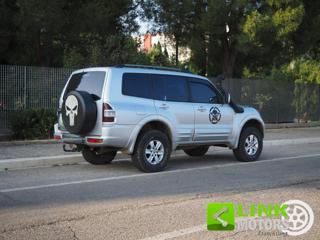 MITSUBISHI Pajero usata, con Airbag