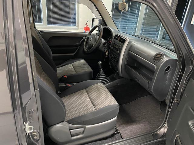 SUZUKI Jimny usata, con Sedile posteriore sdoppiato