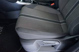 VOLKSWAGEN T-Roc usata, con Sensori di parcheggio posteriori