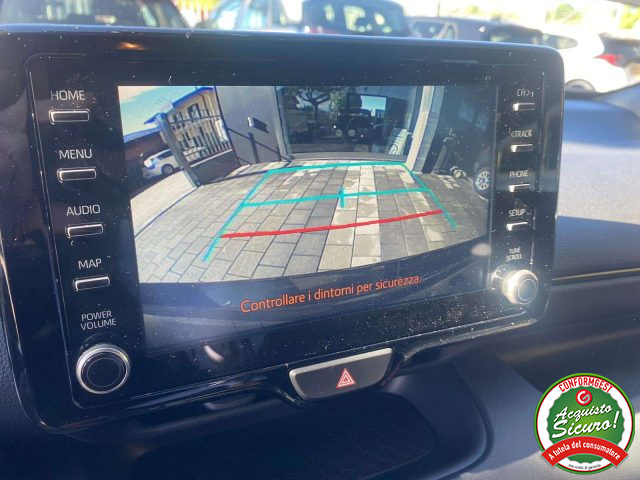 TOYOTA Yaris usata, con Boardcomputer
