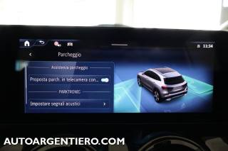 MERCEDES-BENZ GLA 180 usata, con Sedile posteriore sdoppiato