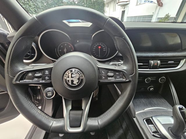 ALFA ROMEO Stelvio usata, con Volante in pelle