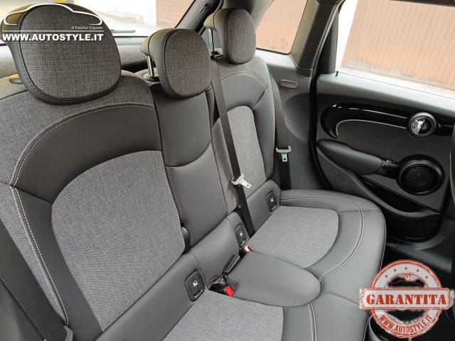 MINI Cooper usata, con Pneumatici estivi
