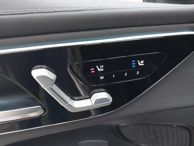 MERCEDES-BENZ GLC 220 usata, con Controllo automatico clima